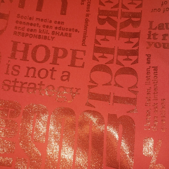 New Lululemon Wunder Under Manifesto - Picture 4 of 5